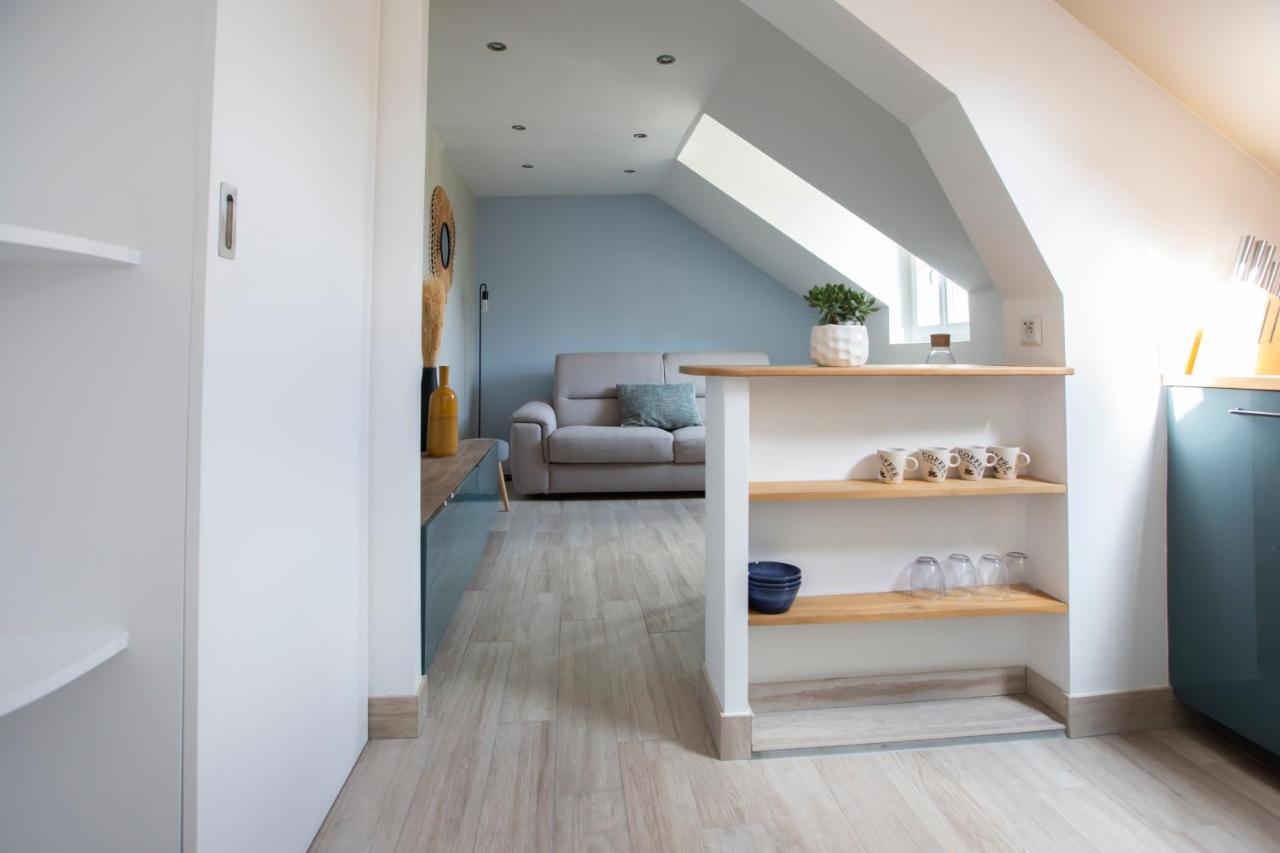 Modern Apartement In The City Center. Poissy Exteriör bild