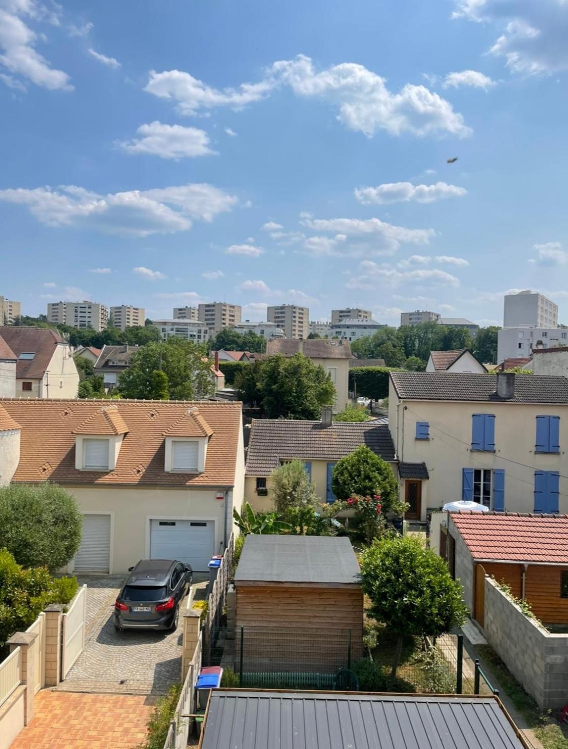 Modern Apartement In The City Center. Poissy Exteriör bild